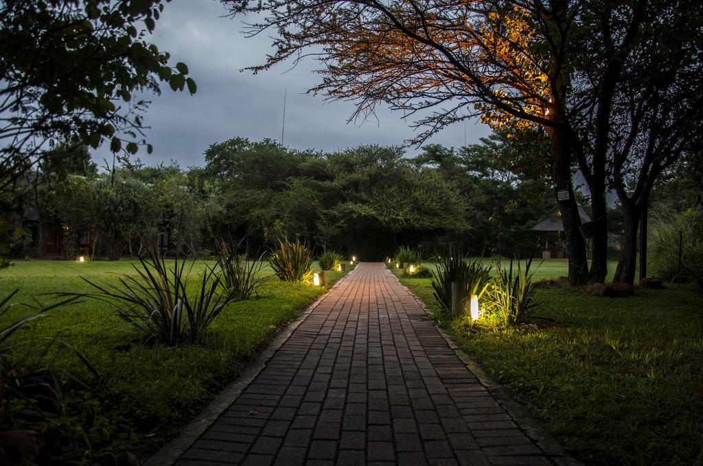 Kedar Heritage Lodge, Conference Centre & Spa Phokeng Exterior foto